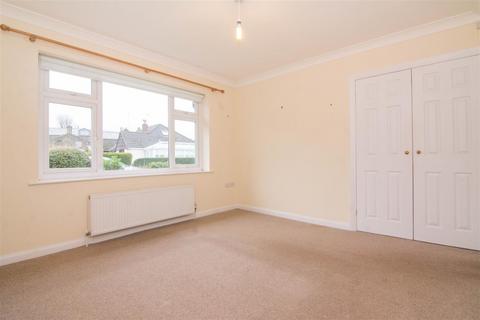 2 bedroom bungalow to rent, Salisbury Street, Rawdon, Leeds, West Yorkshire, LS19