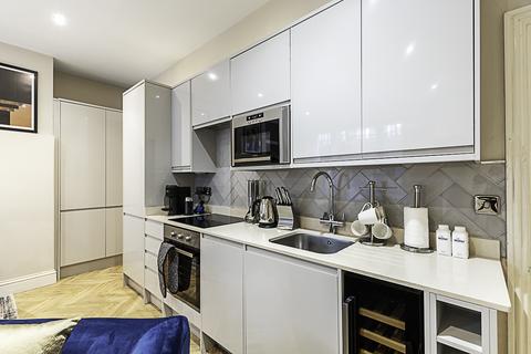 2 bedroom flat to rent,  Clanricarde Gardens, London W2