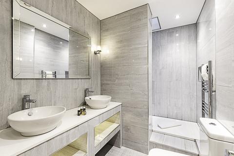 2 bedroom flat to rent,  Clanricarde Gardens, London W2