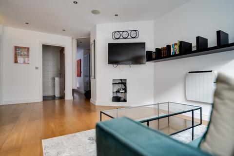 1 bedroom flat to rent, Carlton Mansions, - York Buildings, London WC2N