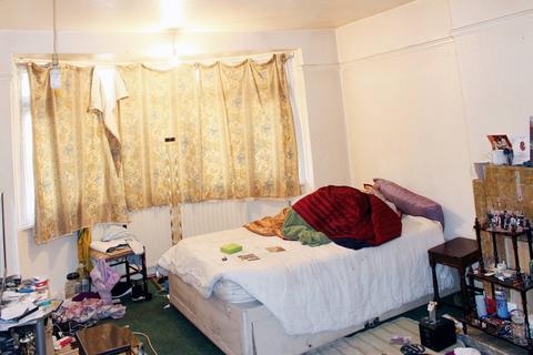 59 Kimberley Road, Leicester, LE2 1LN