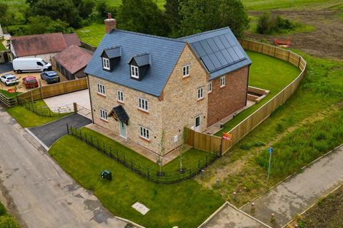 5 bedroom detached house for sale, Orchards, Wood Burcote, Towcester