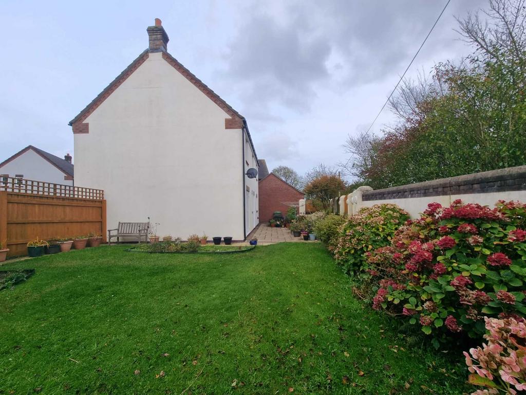 King Alfred Crescent, Northam 4 bed detached house for sale £395,000