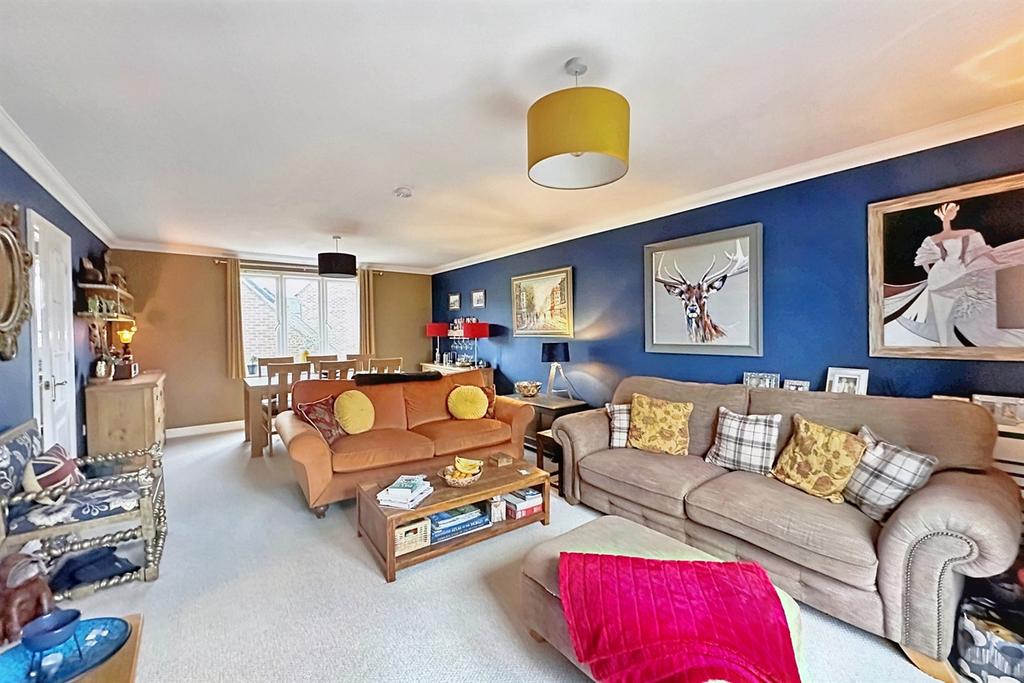 Blandford St Mary 3 bed terraced house for sale £360,000