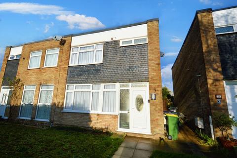 3 bedroom semi-detached house for sale, Townfield Walk, Great Wakering, SS3