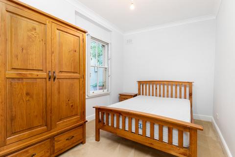 2 bedroom flat for sale - Kempsford Gardens, Earls Court