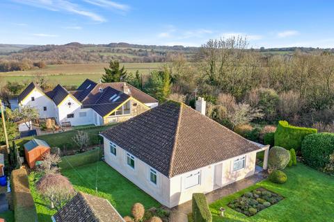 3 bedroom detached bungalow for sale - Longsplatt, Kingsdown, Nr Bath