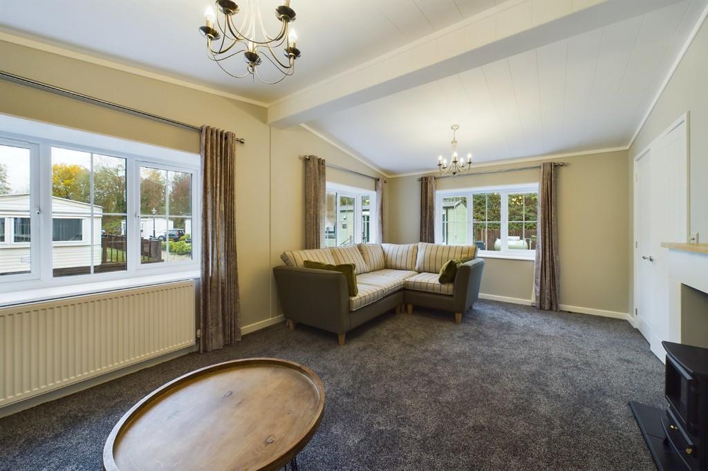 Shortheath Road, Moira 2 bed park home for sale £249,000