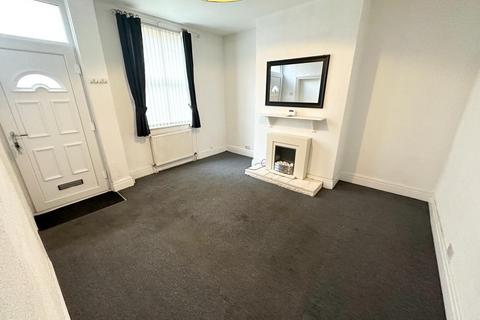 1 bedroom house to rent, Ely Street, Armley