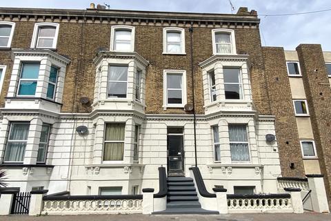 2 bedroom flat for sale, Canterbury Road, Margate