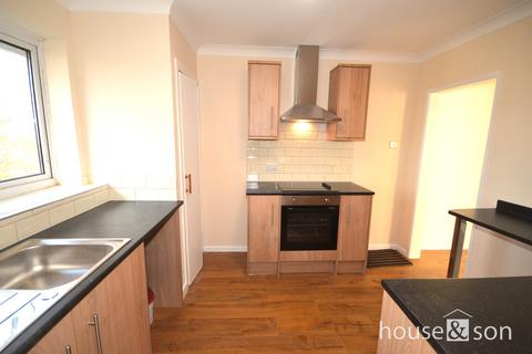 2 bedroom flat to rent, Redhill Court, Portswood Drive, Bournemouth