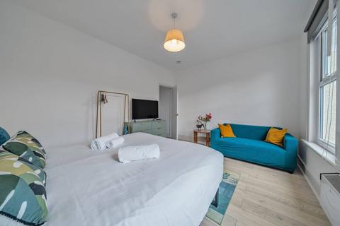 undefined, Bonchurch Road, Ealing, London, W13