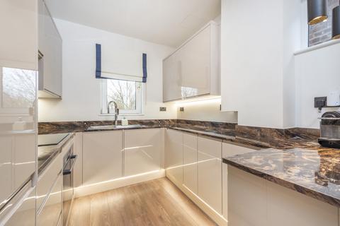 2 bedroom flat to rent, Marlborough Road, Bounds Green, London