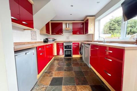 3 bedroom semi-detached house for sale - ST PETERS CLOSE, HOLTON LE CLAY