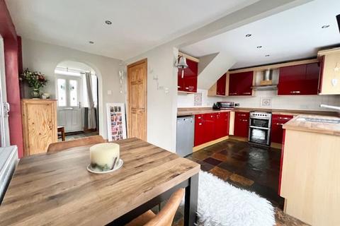 3 bedroom semi-detached house for sale - ST PETERS CLOSE, HOLTON LE CLAY