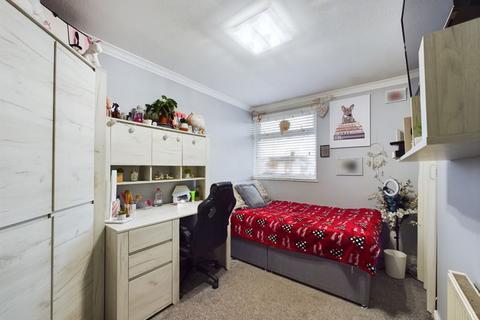 11 Delius Close, Hull, HU4 7NR