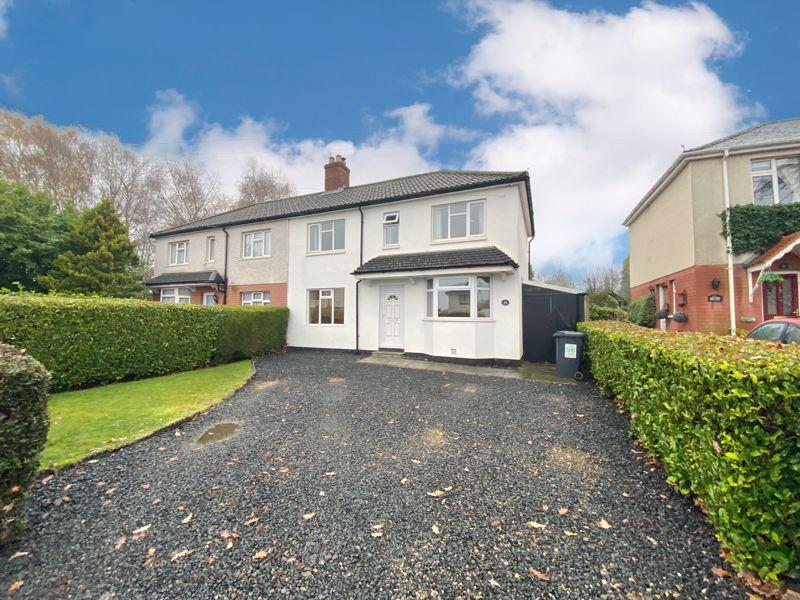 Lane, Little Aston, Sutton Coldfield, B74 3BE 3 bed semidetached