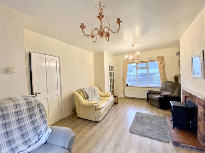 Lane, Little Aston, Sutton Coldfield, B74 3BE 3 bed semidetached house for sale £370,000