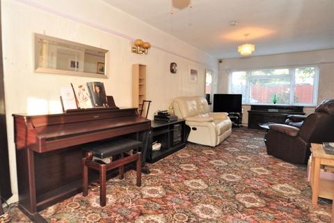 5 Haddon Close, New Malden, KT3 6DP