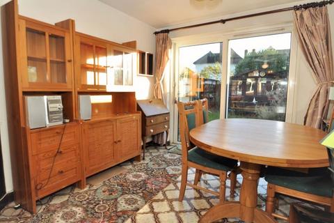 5 Haddon Close, New Malden, KT3 6DP
