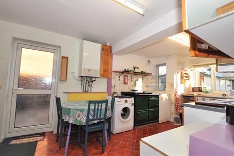 5 Haddon Close, New Malden, KT3 6DP