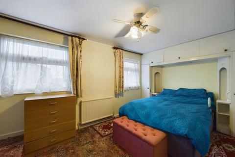 71 Mayflower Close, South Ockendon, RM15 6HZ