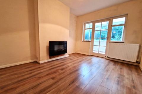 3 bedroom semi-detached house to rent - Addison Road, Rugby CV22