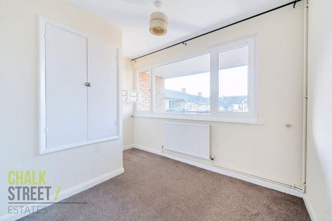 16 Florence Close, Hornchurch, RM12 6LD