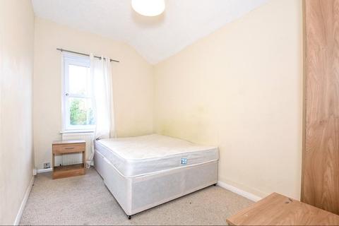3 bedroom terraced house for sale, Hilcot Road, Reading, Berkshire, RG30