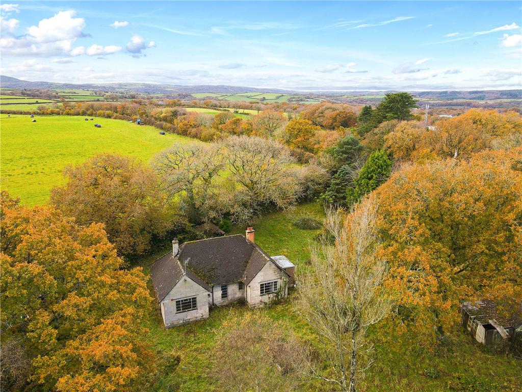 Sampford Courtenay, Okehampton, Devon, EX20 3 bed bungalow for sale £