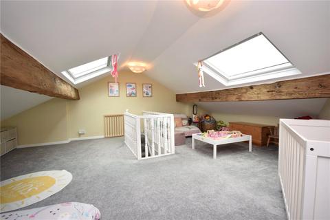 112 Bachelor Lane, Horsforth, Leeds, LS18 5NF
