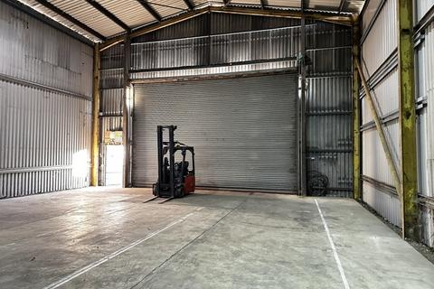 Industrial unit to rent, Burfield Hall Farm, Morley Lane, Wymondham, Norfolk, NR18 9BT