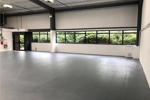 Warehouse to rent - Milton Keynes MK1