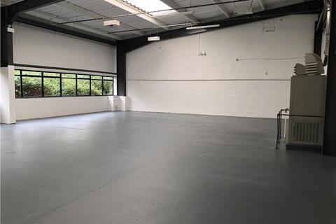 Warehouse to rent - Milton Keynes MK1