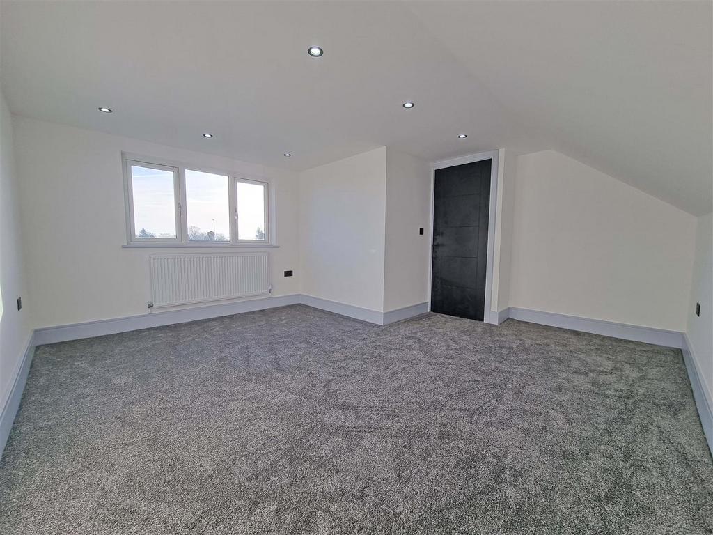 Guest bedroom