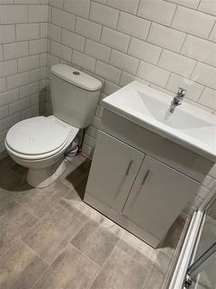 Studio to rent - Warwick Street, Leamington Spa