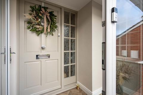 4 bedroom detached house for sale - The Brambles, Walmley, Sutton Coldfield