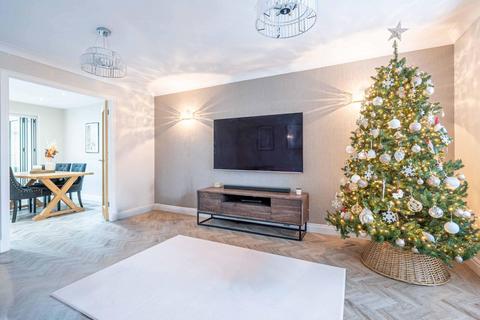 4 bedroom detached house for sale - The Brambles, Walmley, Sutton Coldfield