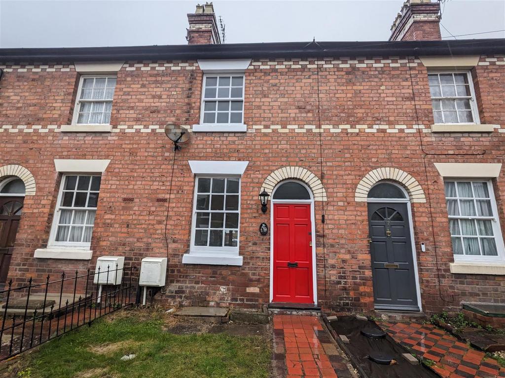 Greenfield Street, Shrewsbury 2 bed terraced house £850 pcm (£196 pw)