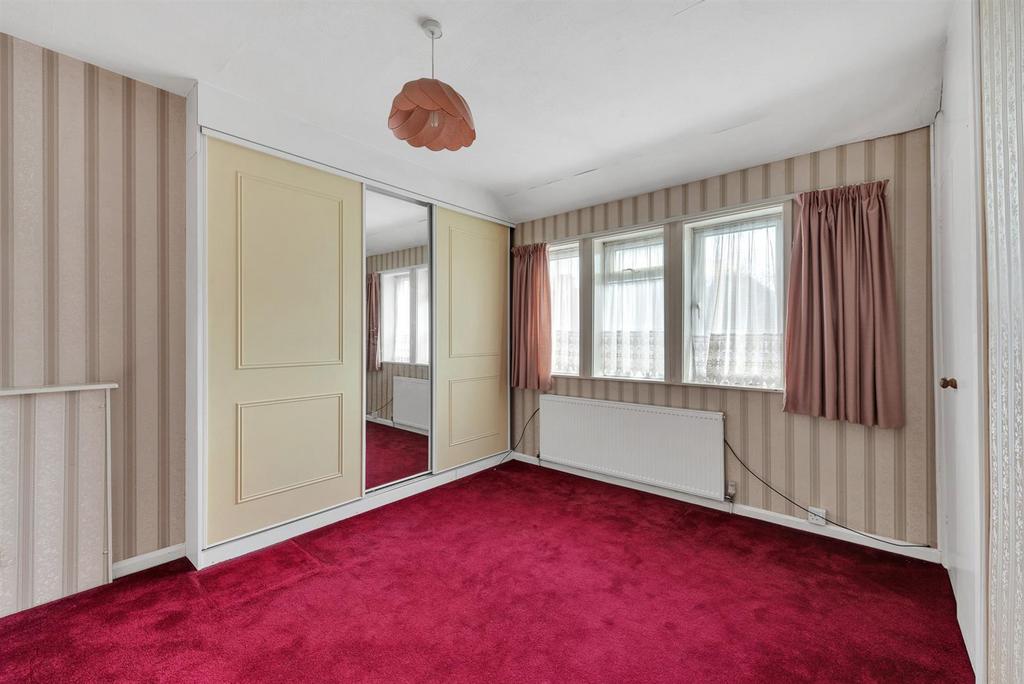 Bedroom 1.jpg