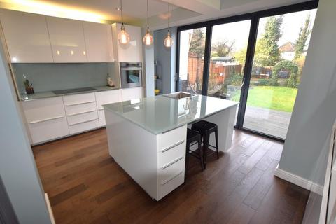 4 bedroom detached house for sale - Sunnybank Road, Sutton Coldfield