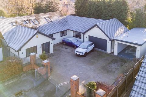 4 bedroom bungalow for sale - Gilmorton Close, Harborne, Birmingham