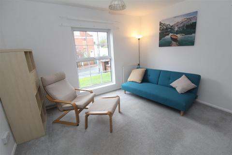 2 bedroom apartment to rent - Heavitree Road, Exeter