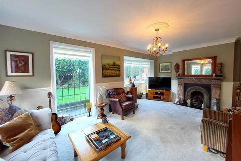 5 bedroom detached house for sale - Ryndle Walk, Scarborough
