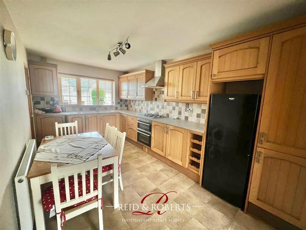 Ffordd Estyn, Wrexham 3 bed terraced house for sale £209,950