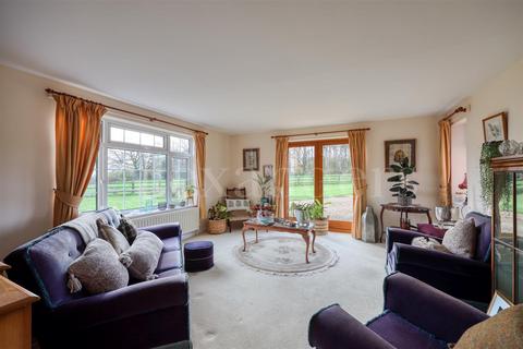 4 bedroom detached house for sale, Melton Road, Scalford