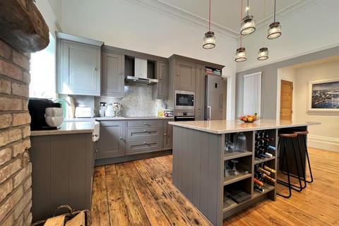 3 bedroom duplex to rent - Warwick Place, Leamington Spa
