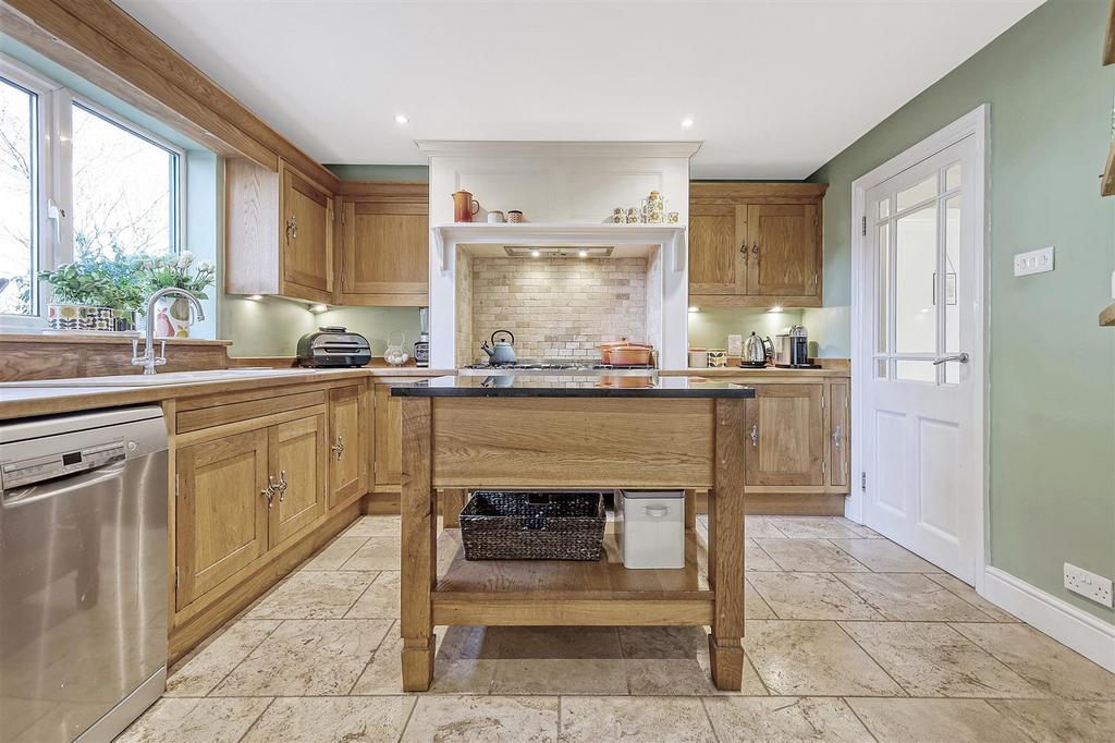 Kitchen / breakfast room