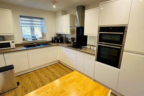 2 bedroom semi-detached house for sale - Glasnant Close, Clehonger, Hereford, HR2