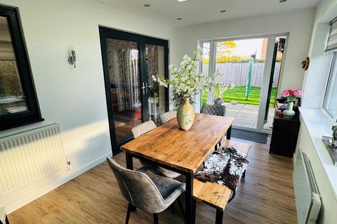 2 bedroom semi-detached house for sale - Glasnant Close, Clehonger, Hereford, HR2